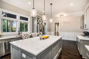 Private kitchen - Your Perfect Getaway in the City
(Atlanta)