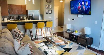 Modern and Luxurious Condo in Downtown ATL!