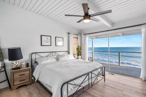 5 soverom, safe på rommet, skrivebord og strykejern/-brett