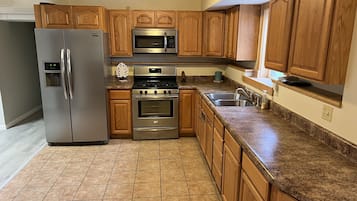 Panoramic Duplex | Private kitchen | Oven, stovetop, dishwasher, toaster