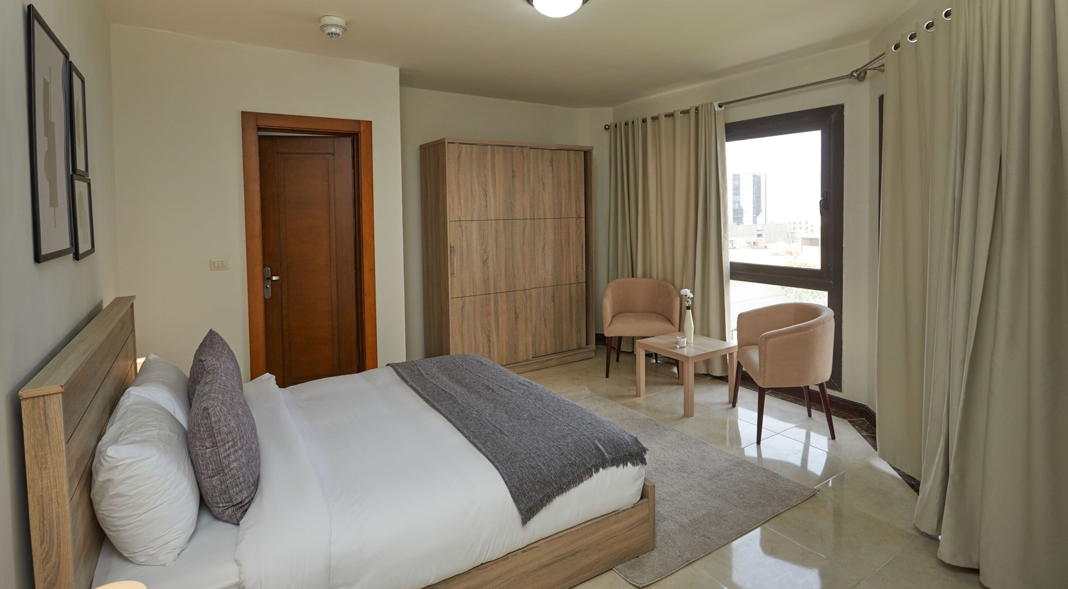 Apartamento estándar, 3 habitaciones | Caja fuerte, tabla de planchar con plancha, wifi gratis