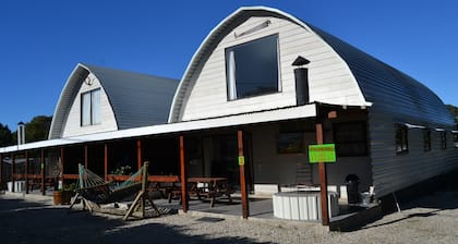 Arch Cabins - Cabin 2 - Self Catering 8 sleeper cabins
