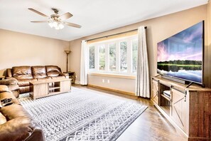 Smart-TV, Videospiele, Stereoanlage