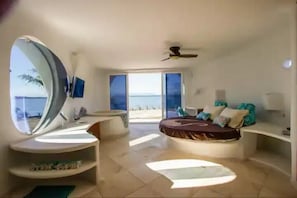4 bedrooms, iron/ironing board - Alterhome Villa Ocean Retreat (Placencia)