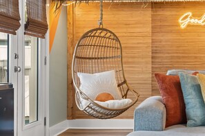 Interior - Spring Break-Gameroom-Golf-Putt Putt- Screened porch-Gas Grill-Coffee Bar (Panama City Beach)