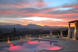 Pool - Cozy resort with rooms and apartments equipped with all comforts. (Tortoreto)