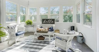 Beautiful Home Sleeps 6 30 Minutes to Kansas CITY.