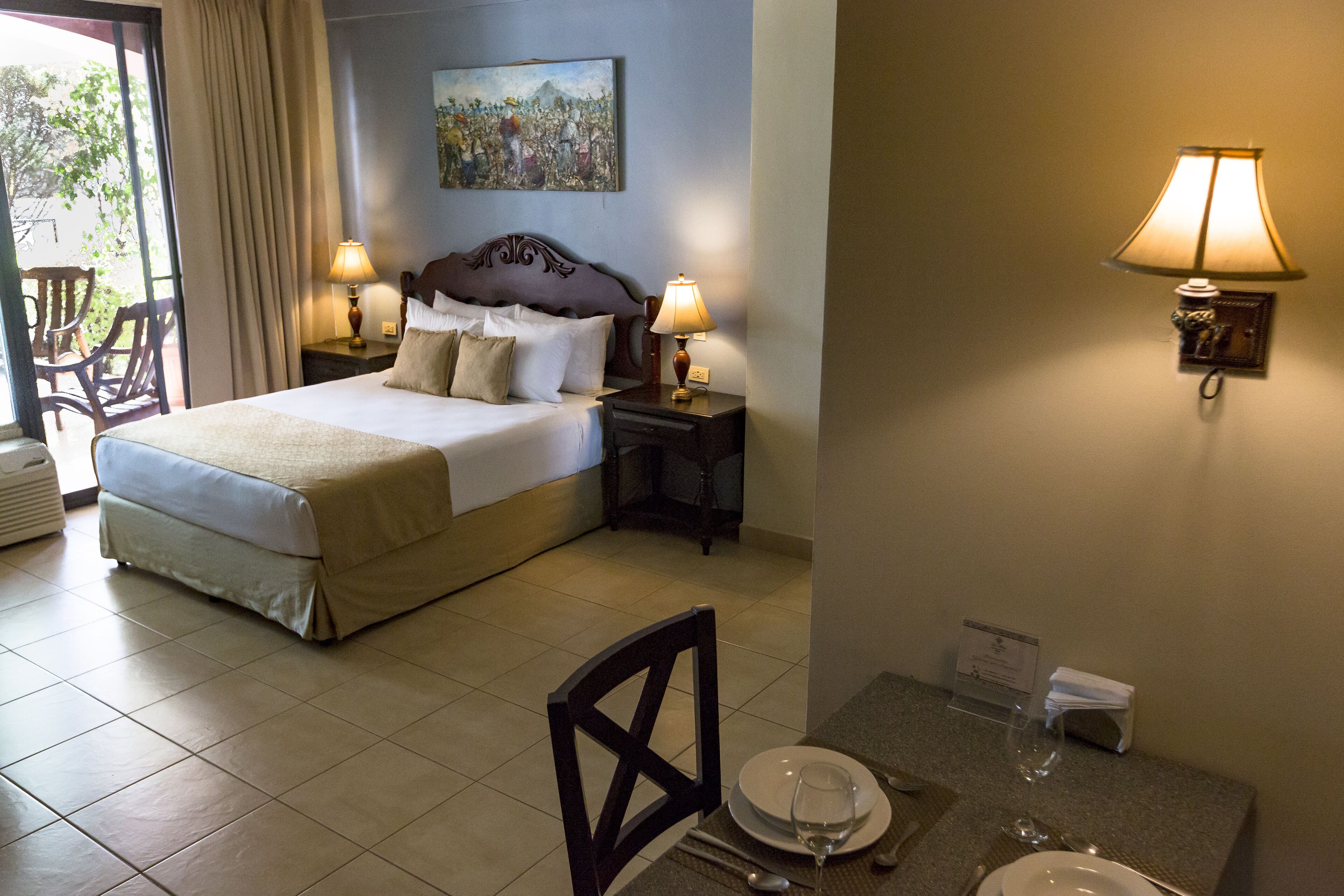 deluxe studio, non smoking, pool view | 2 bedrooms, egyptian cotton sheets, premium bedding, iron/ironing board