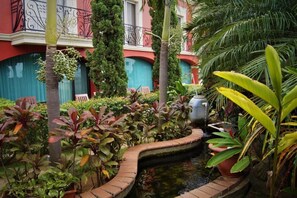 Property grounds - Los Altos Apartments & Studios (Managua)