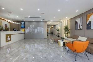 Lobby - Elong ME Hotel (Binhai High-Speed Railway Station) (Tianjin)