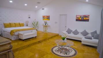 6 bedrooms, iron/ironing board, free WiFi, bed sheets