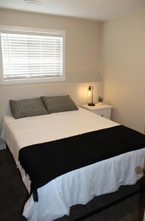3 habitaciones, tabla de planchar con plancha y wifi gratis