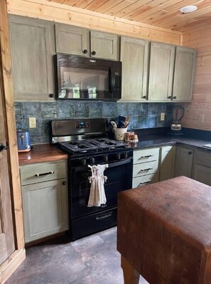 Dishwasher, coffee/tea maker, electric kettle, high chair