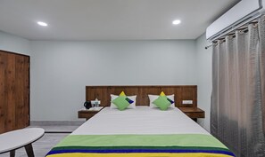 Phòng Premium | Két bảo mật tại phòng, bàn, bàn ủi/dụng cụ ủi quần áo, bộ trải giường