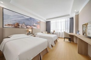 Room - Vienna Classic Hotel （ ZhanJiang coastal park sea view gallery hotel ） (Zhanjiang)