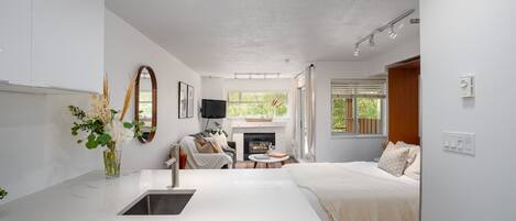 1 dormitorio, tabla de planchar con plancha, wifi gratis y ropa de cama