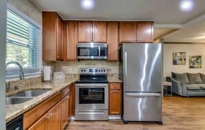 Micro-ondas, fogão, cooktop, lava-louças