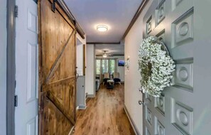 Interior - ATL-Multi Home 2 Homes Listing-Sleeps 26 (College Park)