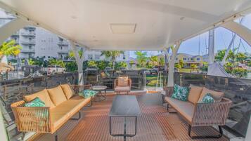 Kokomo Houseboat | Vue depuis le balcon