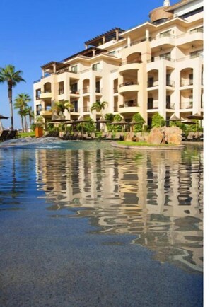 Exterior - Villa La Estancia - Cabos - Gorgeous condo, beach, pools, spa, dining and more! (Cabo San Lucas)