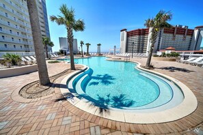 Beheizter Pool