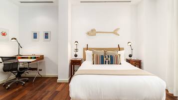 Apartment, 3 Bedrooms (CM5) | 2 bedrooms, premium bedding, iron/ironing board, free WiFi