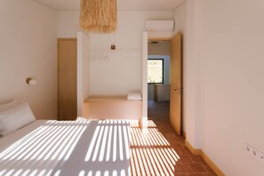 3 habitaciones, internet y ropa de cama 
