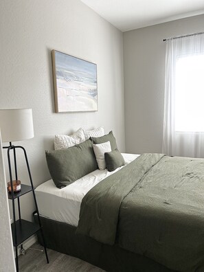 Room - 2BD+2BTH "Grand Glendale Getaway" (Glendale)