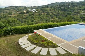 Pool - Hermosa, Moderna y Confortable Casa en Anapoima (Cundinamarca)