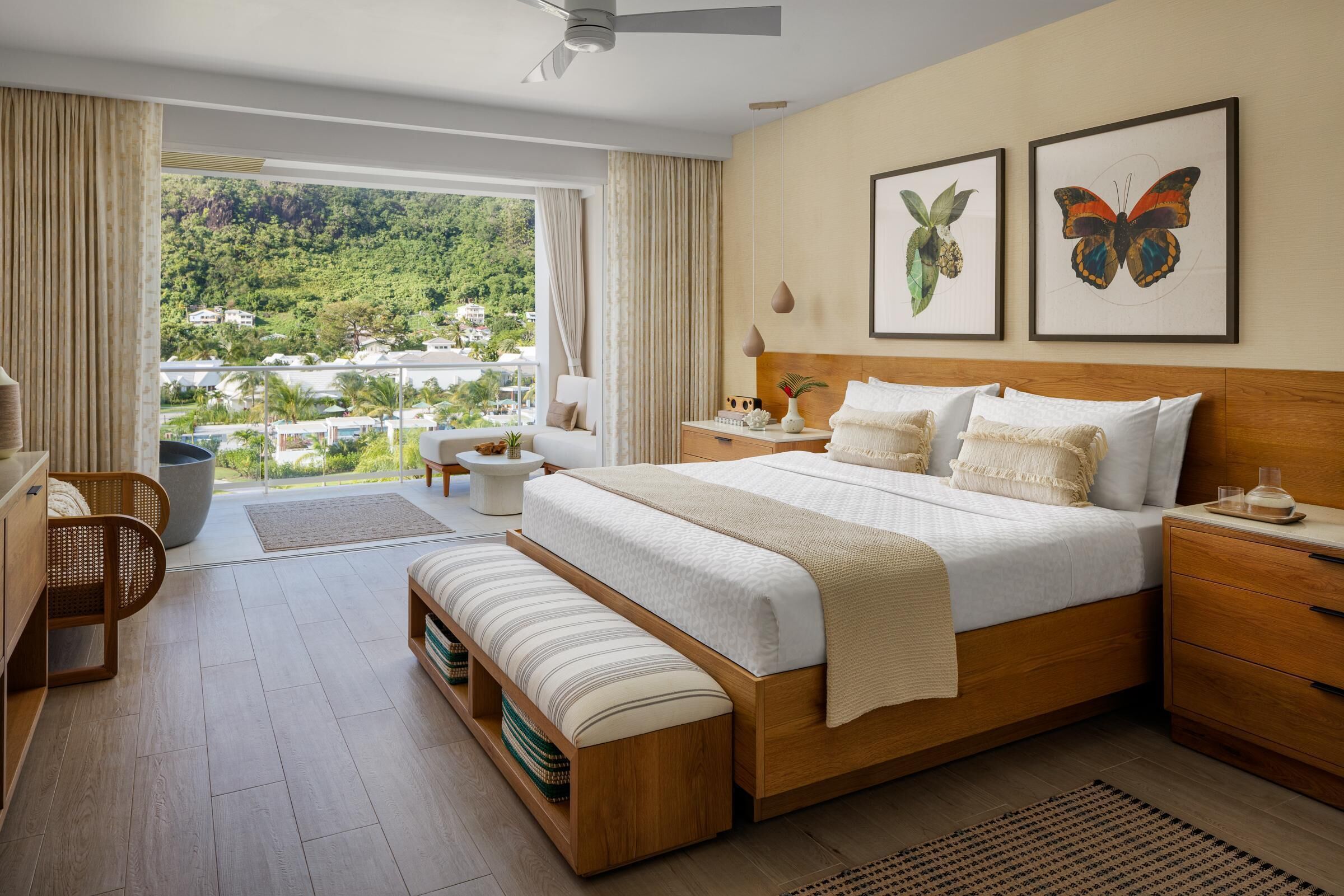 Bamboo Palm Partial Oceanview Room with Balcony Tranquility Soaking Tub (PLX) | In-room safe, iron/ironing board, free WiFi