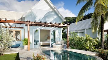 Beachfront One-Bedroom Butler Villa Suite with Private Pool (BVJP).