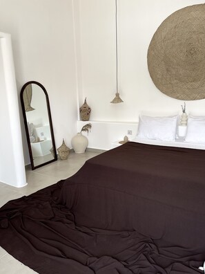 Superior Double Room | Desk, laptop workspace, iron/ironing board, rollaway beds - Casa Dantes Hotel & Spa (Nungwi)