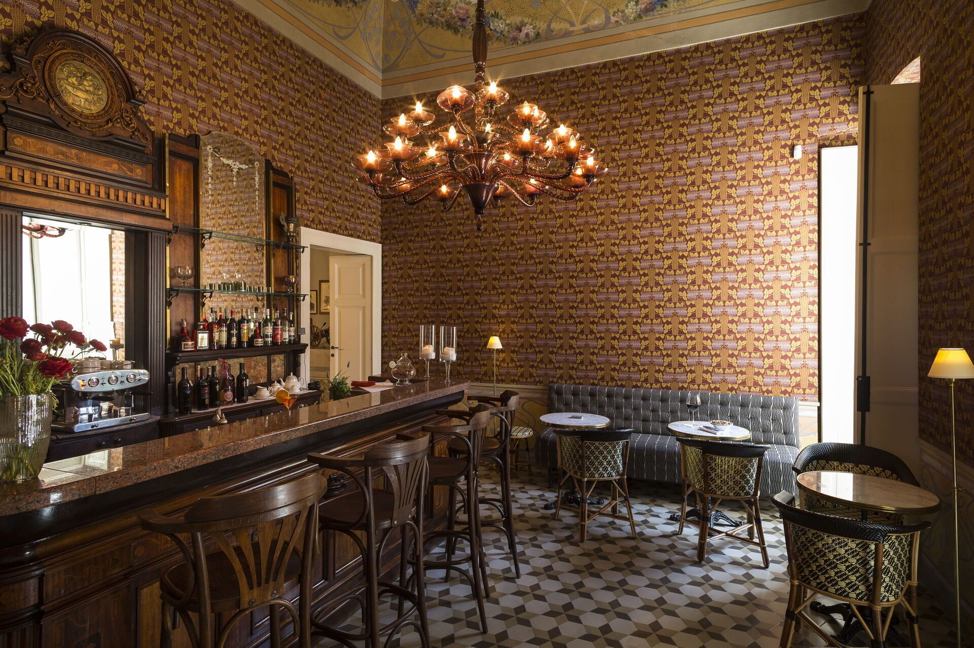 Bar (in der Unterkunft)
