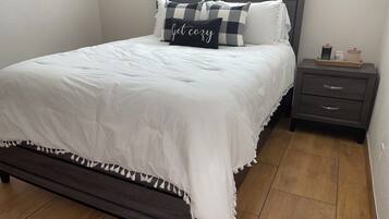 2 bedrooms, in-room safe, iron/ironing board, free WiFi