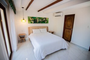 4 Schlafzimmer, Bügeleisen/Bügelbrett, Internetzugang, Bettwäsche