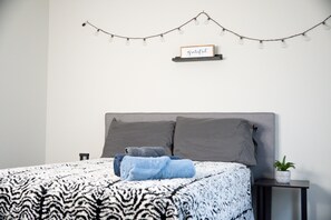 2 Schlafzimmer, Schreibtisch, kostenloses WLAN, Bettwäsche