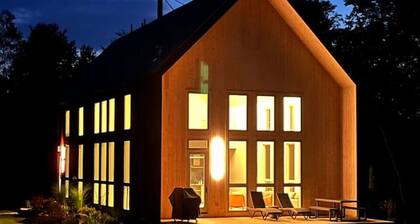 Bethel NY Wellness Retreat w/ Spa Amenities