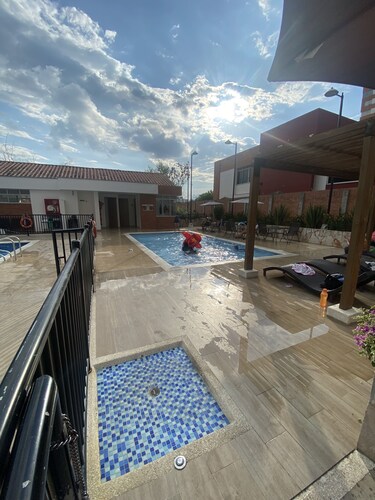 Apartamento Lujoso Para Estrenar Floridablanca