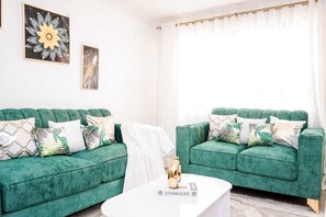 Smart TV - Cozy 3Bedroom with a pool and a gym near Airport and SGR-gwg (Pridelands)