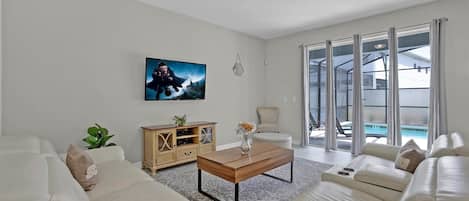 House, Multiple Beds, Pool Access (KCC4784) | Living area