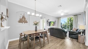 Condo, Multiple Beds, Balcony (ALM2788-301) | Interior