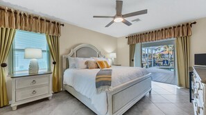 3 bedrooms, individually decorated, individually furnished, bed sheets - 135 Tropicana Drive (Punta Gorda)