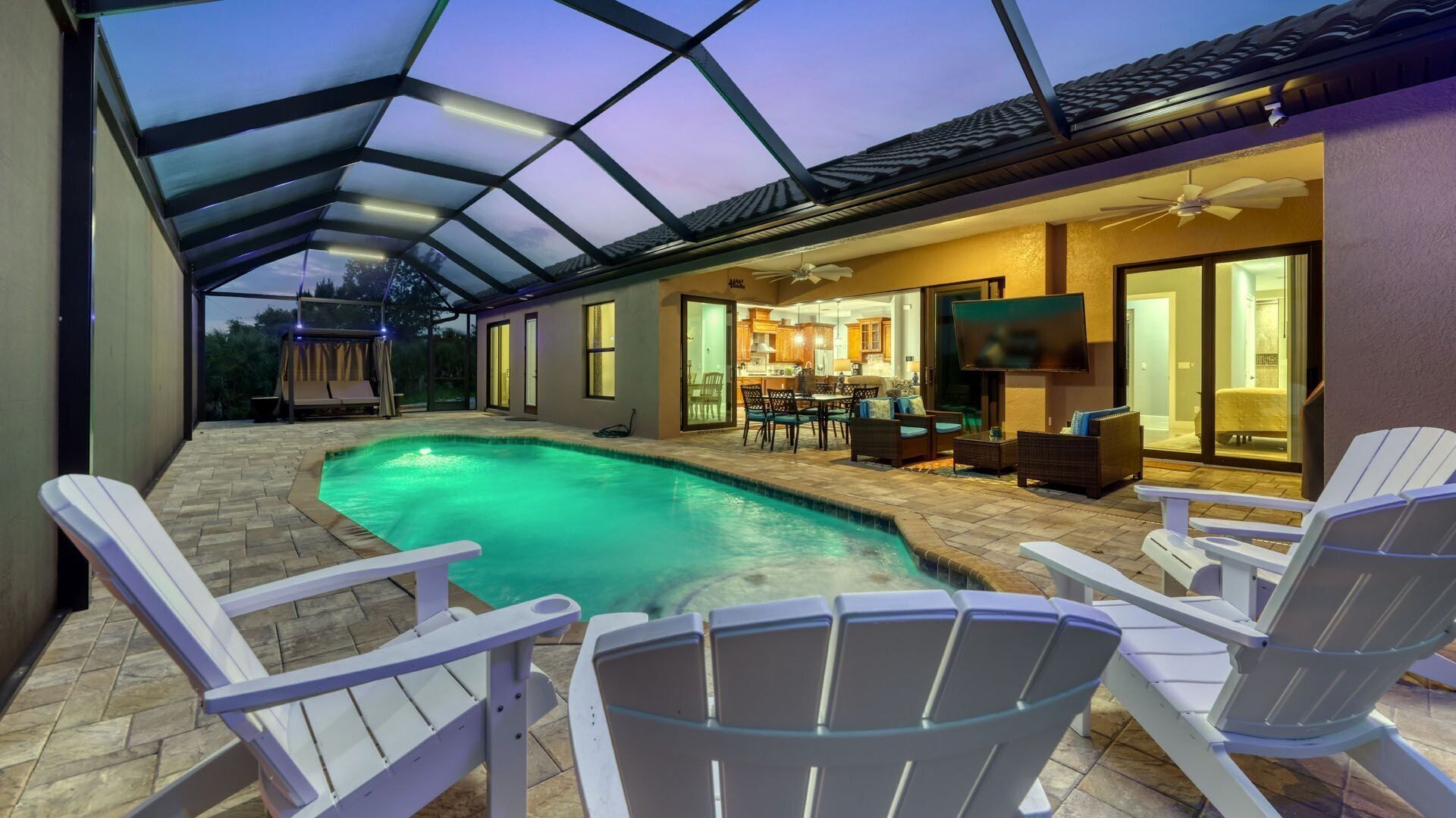 Indoor pool, outdoor pool
