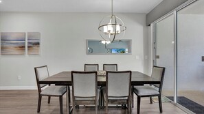 Maison, plusieurs lits, accès piscine (GAS3070) | Restauration