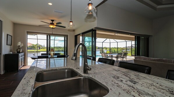 Maison, Plusieurs lits, accès à la piscine (TYC8330) | Intérieur
