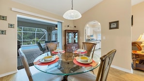 House, Multiple Beds, Pool Access, Pool View (COP26360) | Dining