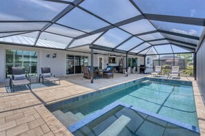 Indoor pool, outdoor pool - 280 Belvedere Court (Punta Gorda)