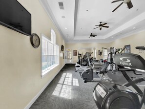 Fitness facility - 8010 Tuscany way Unit 3308 (Davenport)