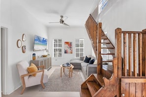 Apartment, 1 Queen Bed with Sofa bed, Patio, City View (TAY307-B) | Living area