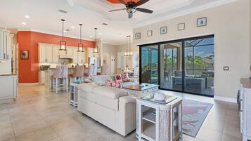 House, Multiple Beds, Pool Access (SVD325) | Private kitchen | Fridge, microwave, oven, stovetop